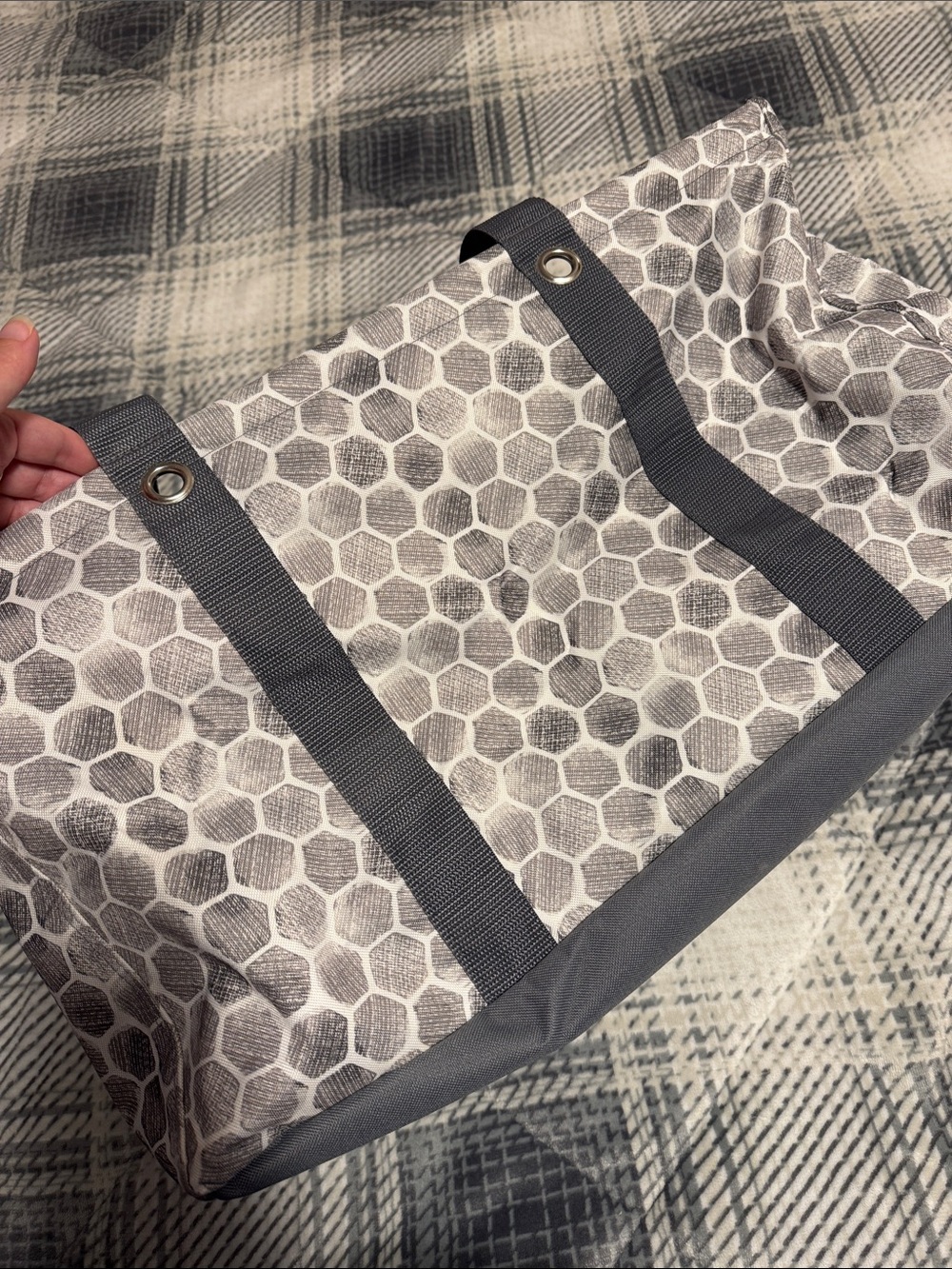 Thirty-One Large Utility Tote - Picture 4 of 7